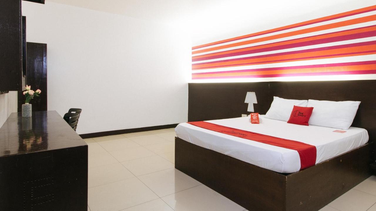 Reddoorz @ El Highway Hotel Bulacan Exterior photo